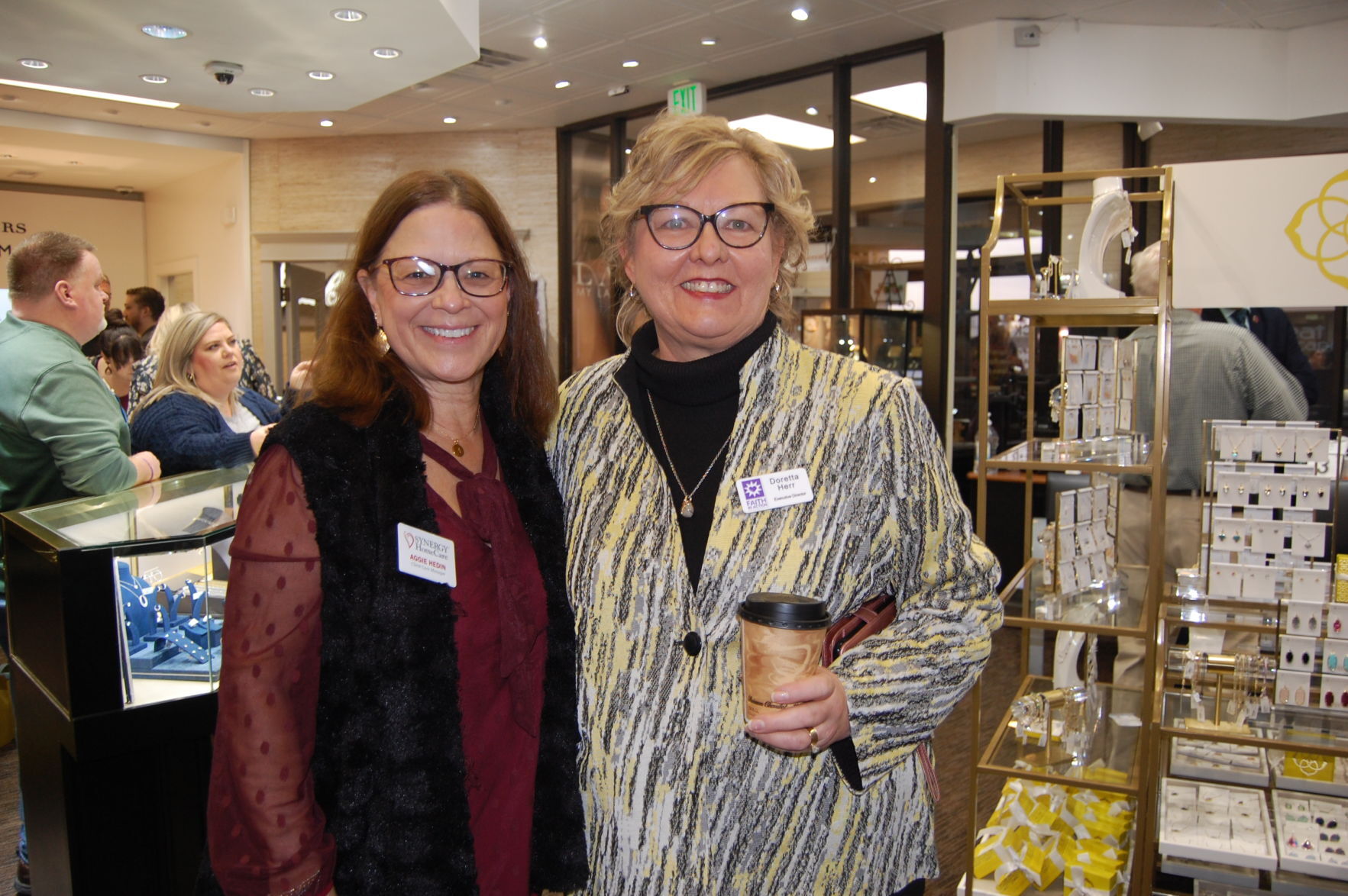 Aggie Hedin, Doretta Herr